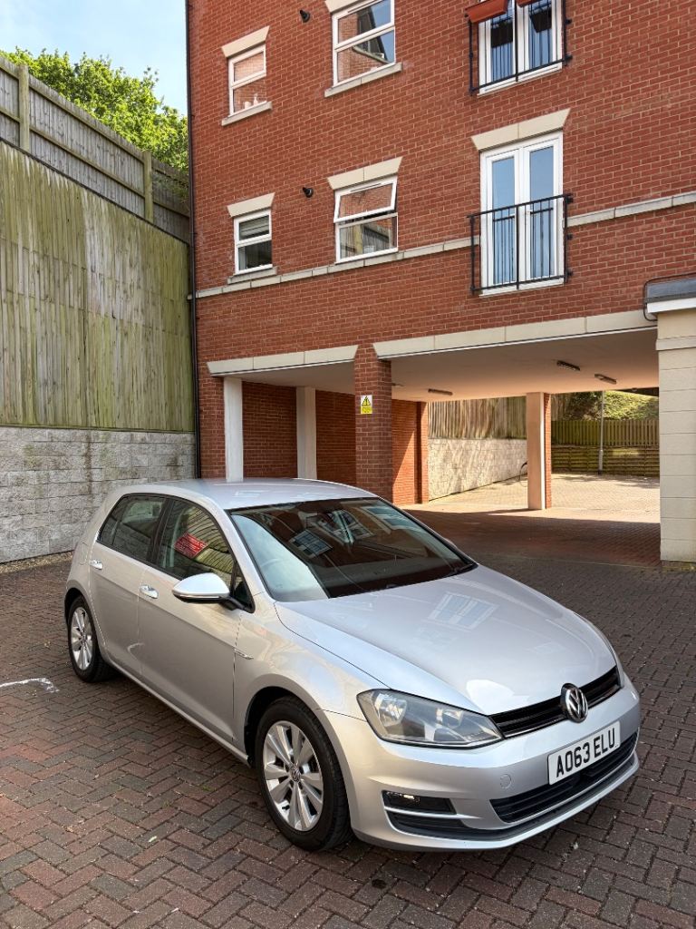 Volkswagen, GOLF, Hatchback, 2013, Manual, 1968 (cc), 5 doors