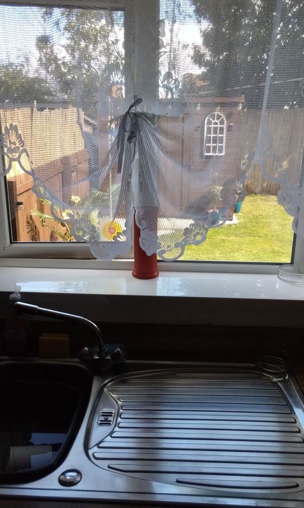 WANTED BLACK OR RED 3 PLUS 2 LEATHER SOFAS