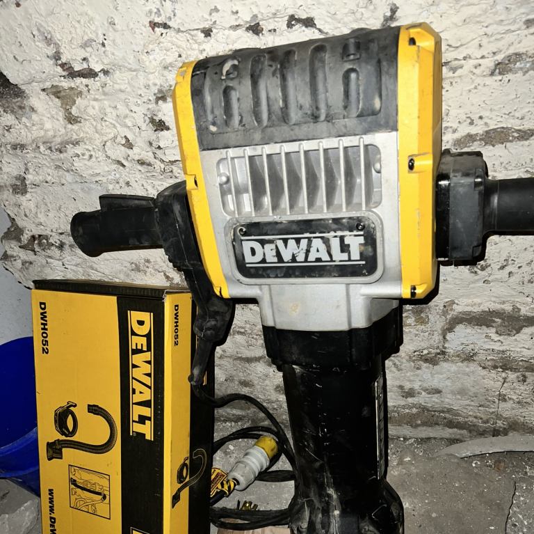 Dewalt Jack Hammer Breaker  And new vacuum attachment