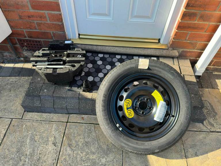 16" SKODA KAROQ GENUINE SPACE SAVER WHEEL SPARE + JACK KIT