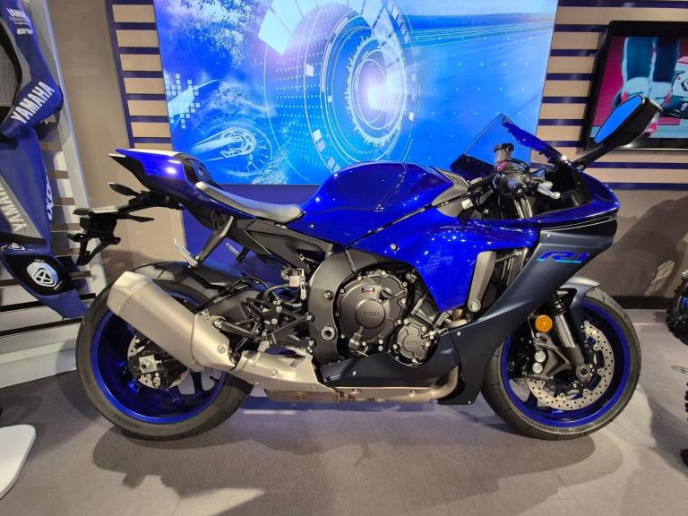 Yamaha R1 - Unregistered