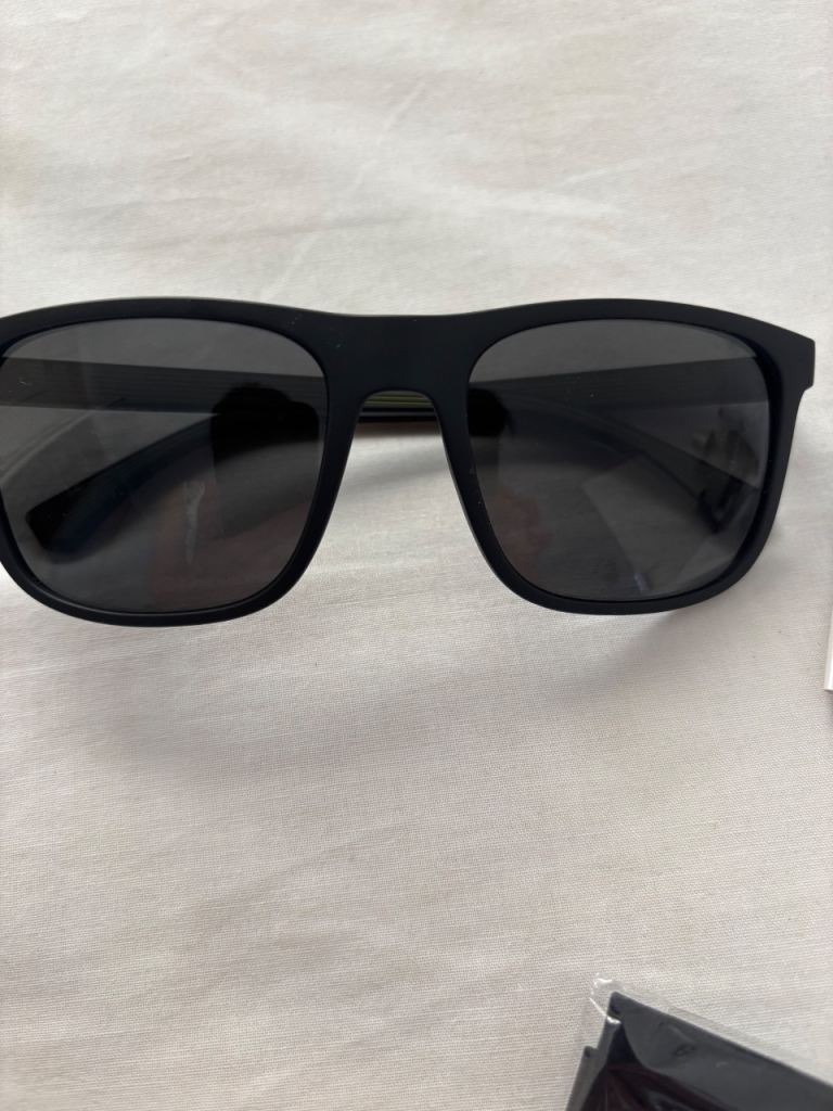 Brand new pair of Emporio Armani sunglasses 