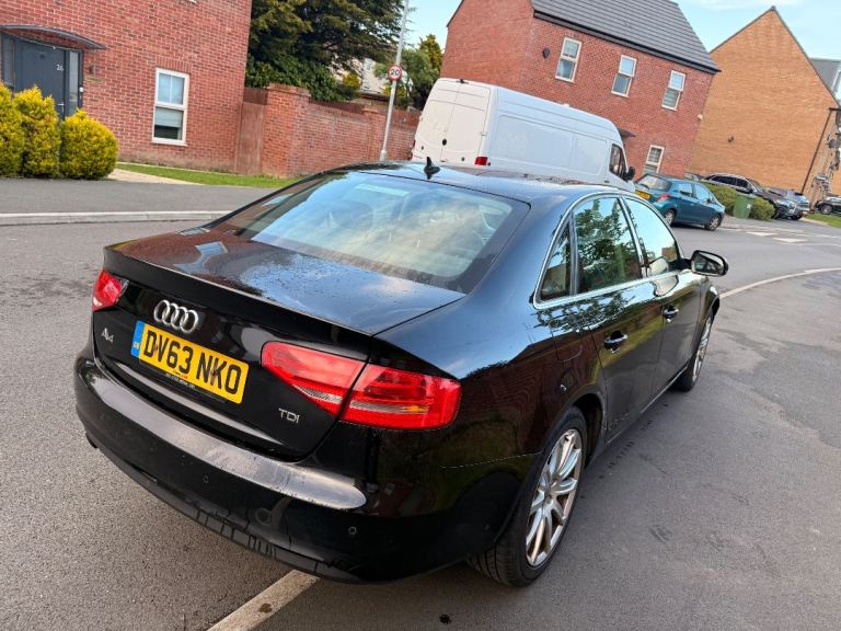 Audi, A4, Saloon, 2013, Semi-Auto, 1968 (cc), 4 doors