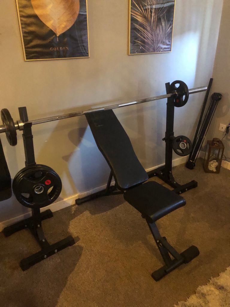 Weight bench bar and weights 