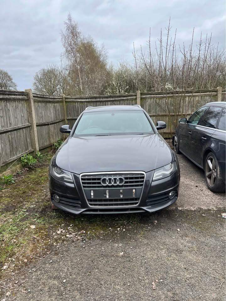 BREAKING 2009 Audi A4 B8 S-Line Avant 2.7 TDI V6 Lava Grey LZ7L Parts Spares