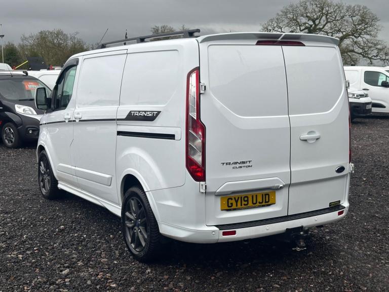 2019 Ford Transit Custom 2.0 TDCi 170ps Low Roof Sport Van PANEL VAN DIESEL Manual