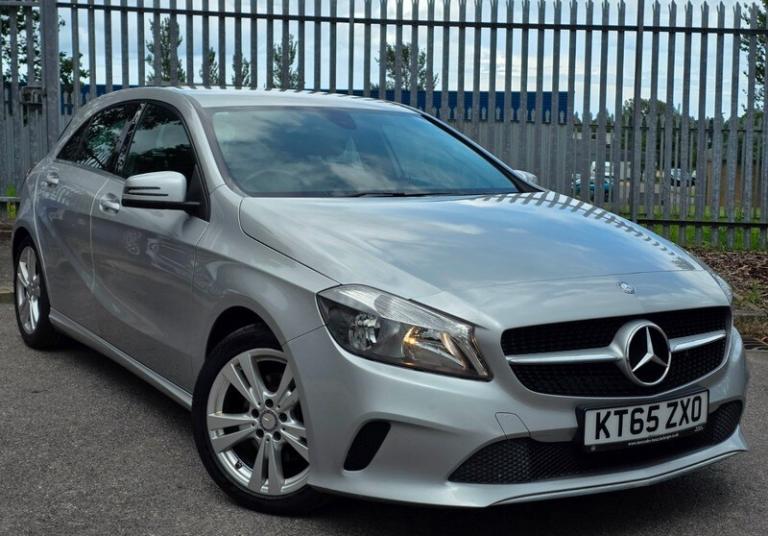Mercedes-Benz A Class 2.1 A200d Sport Hatchback 5dr Diesel 7G-DCT Euro 6 (s/s) (
