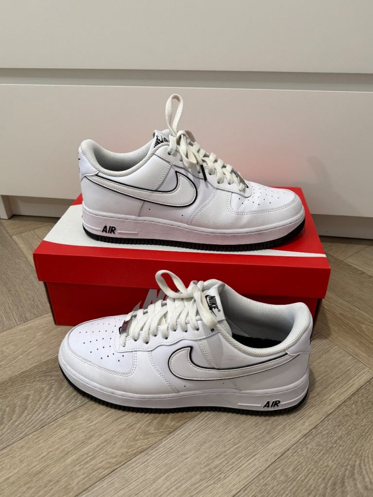 Nike Air Force ‘07 1 white & black chunky lace-up trainers, UK 8.5