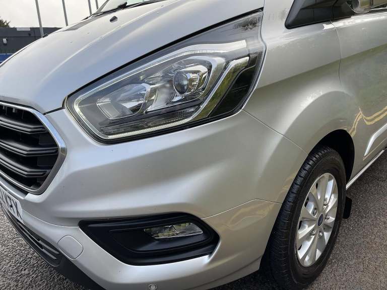 2022 Ford Transit Custom 2.0 320 EcoBlue Limited Crew Van L2 H1 Euro 6 (s/s) 5dr (6 Seat) PANEL V...
