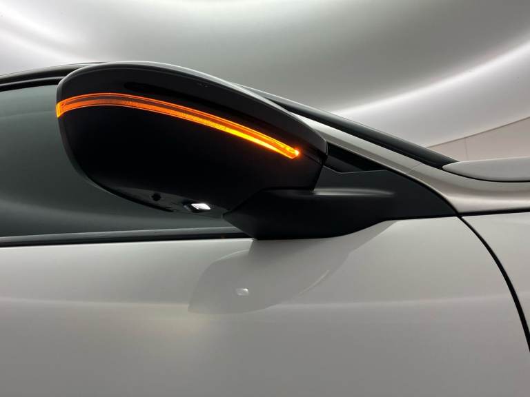 2021 Vauxhall Mokka 100kW Elite Nav Premium 50kWh 5dr Auto SUV ELECTRIC Automatic