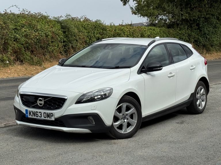 Volvo, V40, Hatchback, 2013, Manual, 1560 (cc), 5 doors