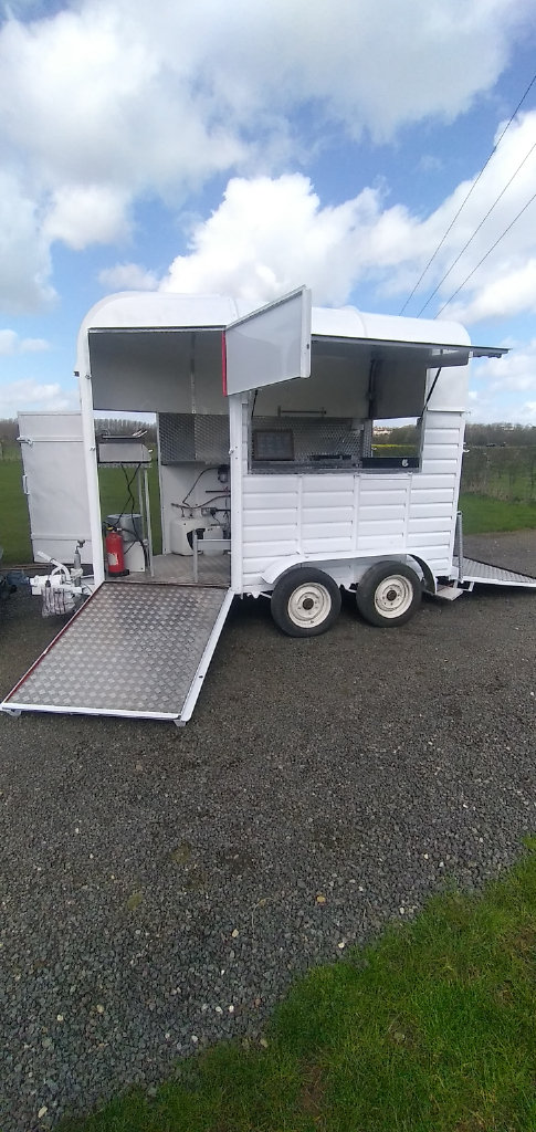 Catering trailer burger van horsebox mobile kitchen conversion equipment 