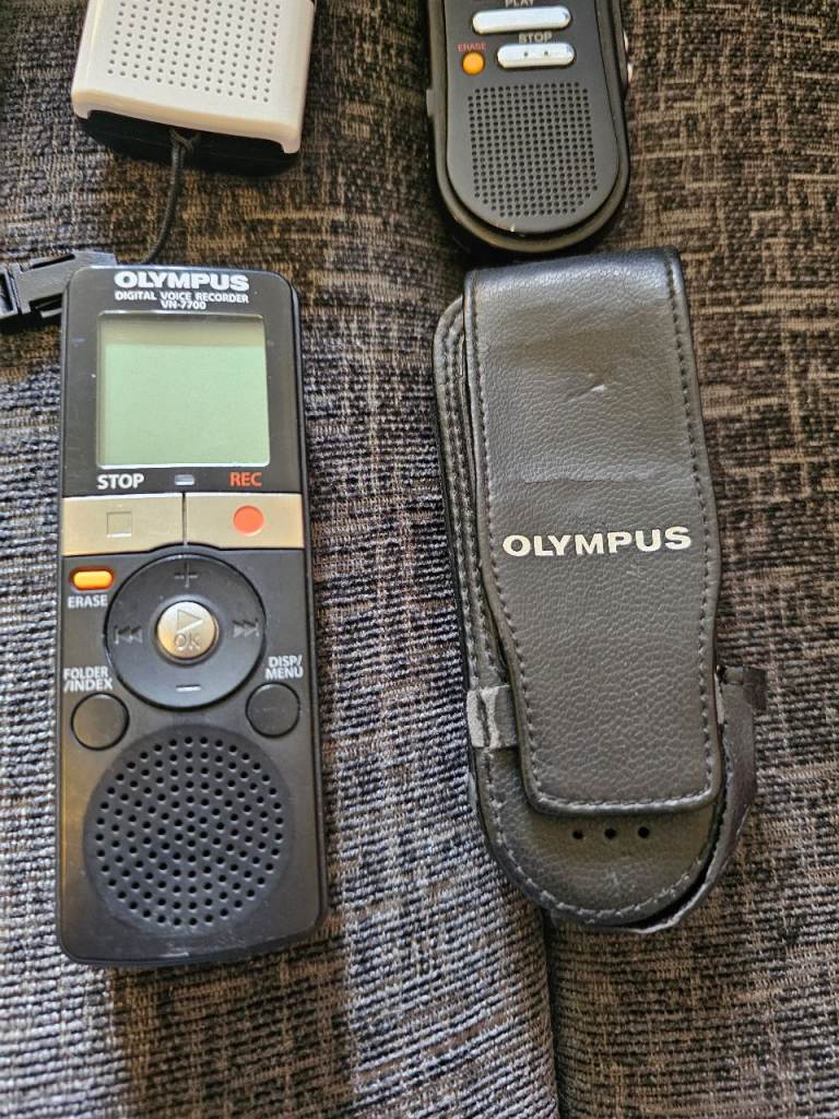 Olympus Digital Voice Recorders with Case – Good Condition