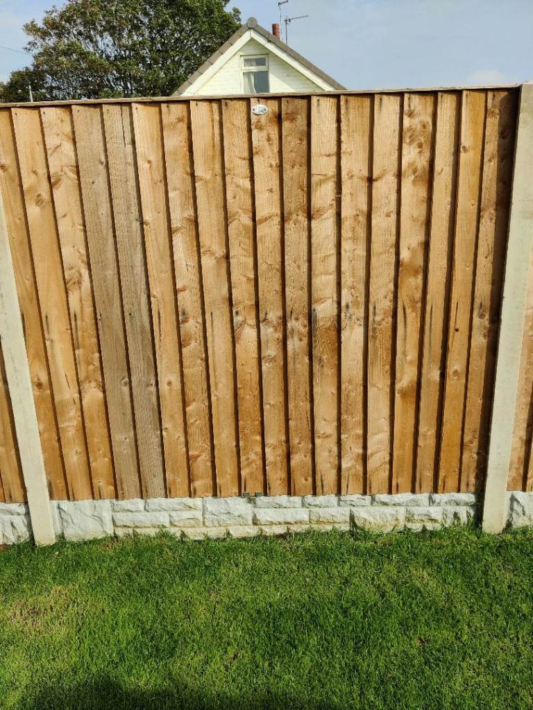 Fence panels