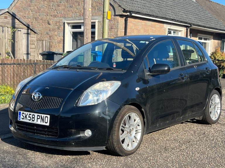 2008 Toyota Yaris 1.3 VVT-i SR Nav 5dr HATCHBACK Petrol Manual