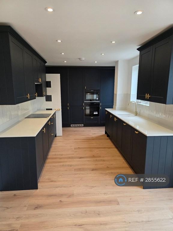 4 bedroom house in Angells Meadow, Baldock, SG7 (4 bed) (#2855622)