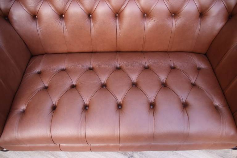 Saxon Highgrove Chesterfield Sofa (UK Delivery)