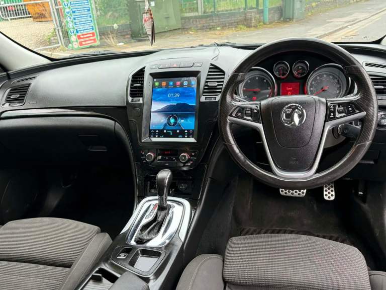 Vauxhall, INSIGNIA, Hatchback, 2011, Other, 1956 (cc), 5 doors