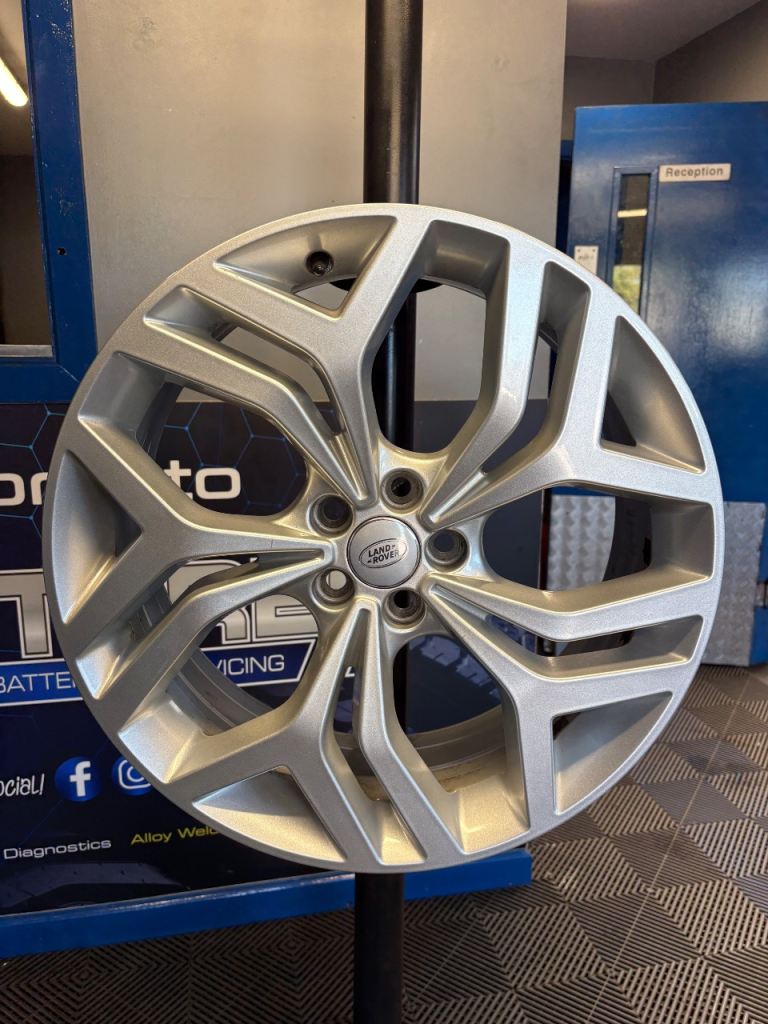 20” Range Rover Evoque Genuine Alloy Rims