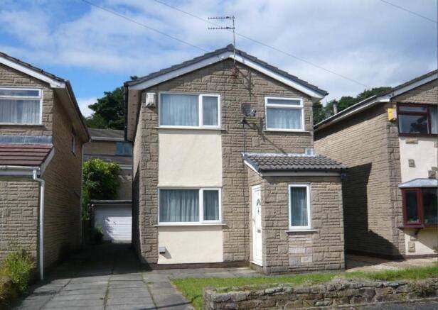 3 Bedroom Detached House in Shawclough, Rochdale