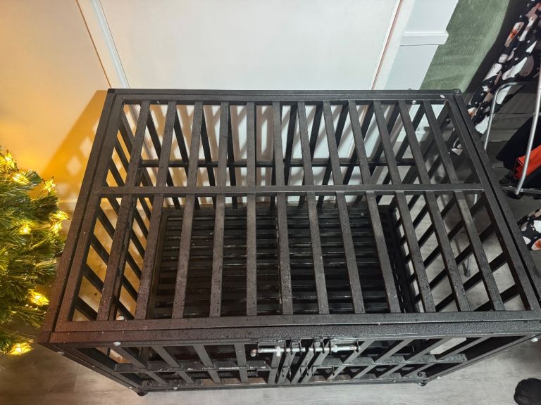 Large Dog cage