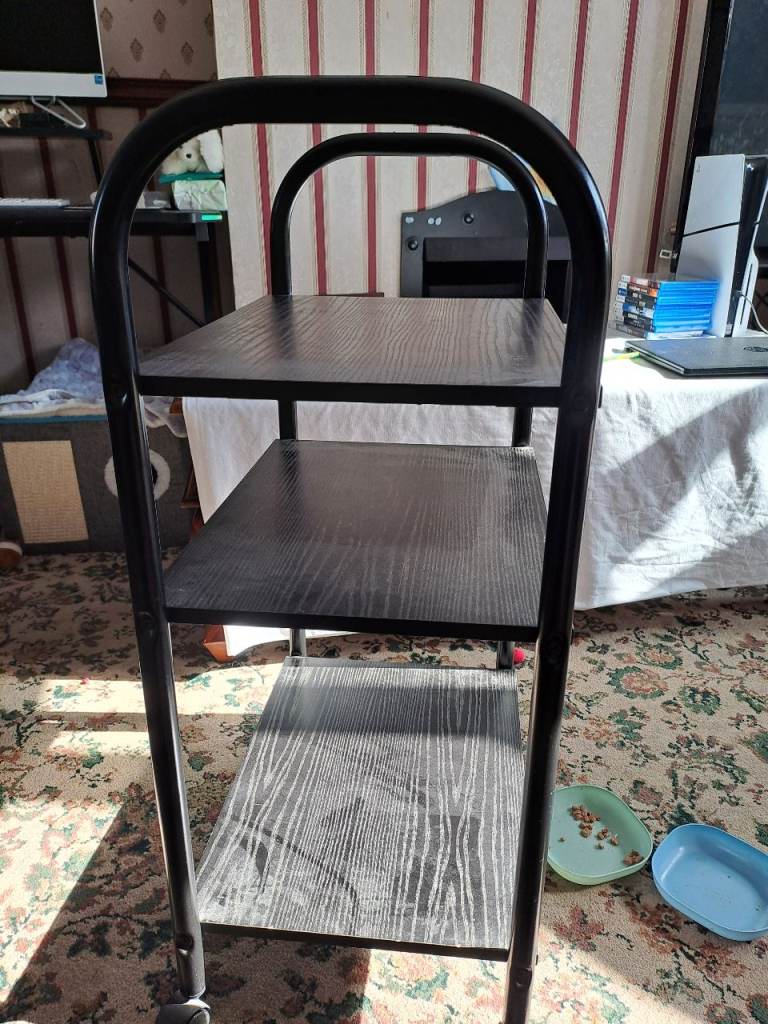 Black towel rail, a games console stand, a plant/vase stand, collection only B45 9TJ Rubery 