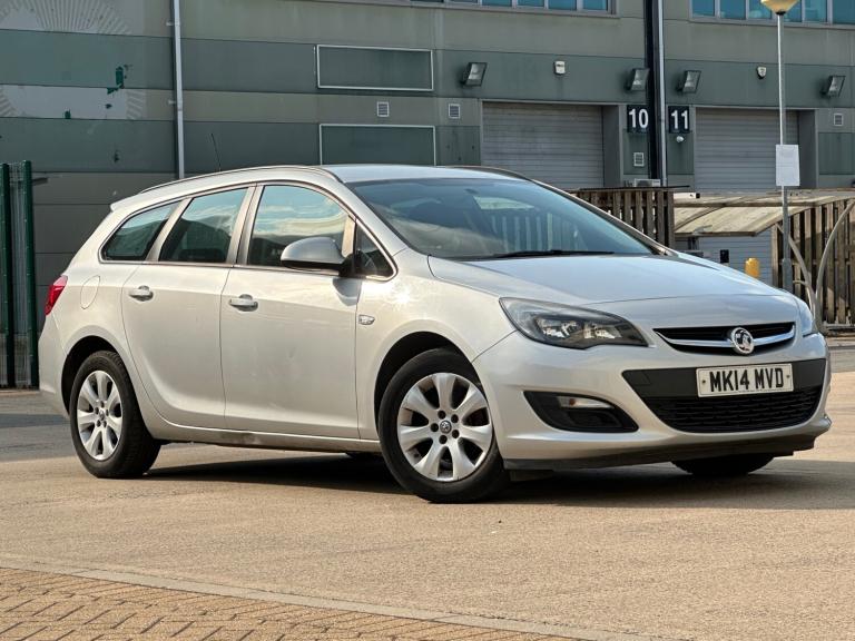 2014 Vauxhall Astra 1.6i 16V Design 5dr Auto ESTATE Petrol Automatic