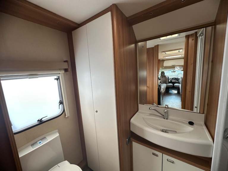 Swift Esprit 442 2 berth end washroom  DIESEL MANUAL 2015/65