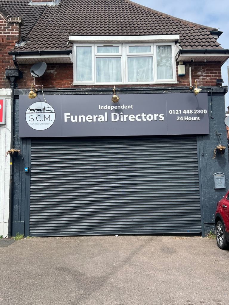 SHOP RETAIL UNIT TO LET - Prime Local Retail / Birmingham B44 0HU.
