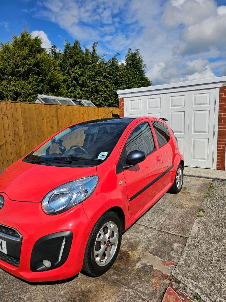 Citroen C1 Platinum, 5 dr Hatchback, 2014, Manual, 998 (cc), 5 doors