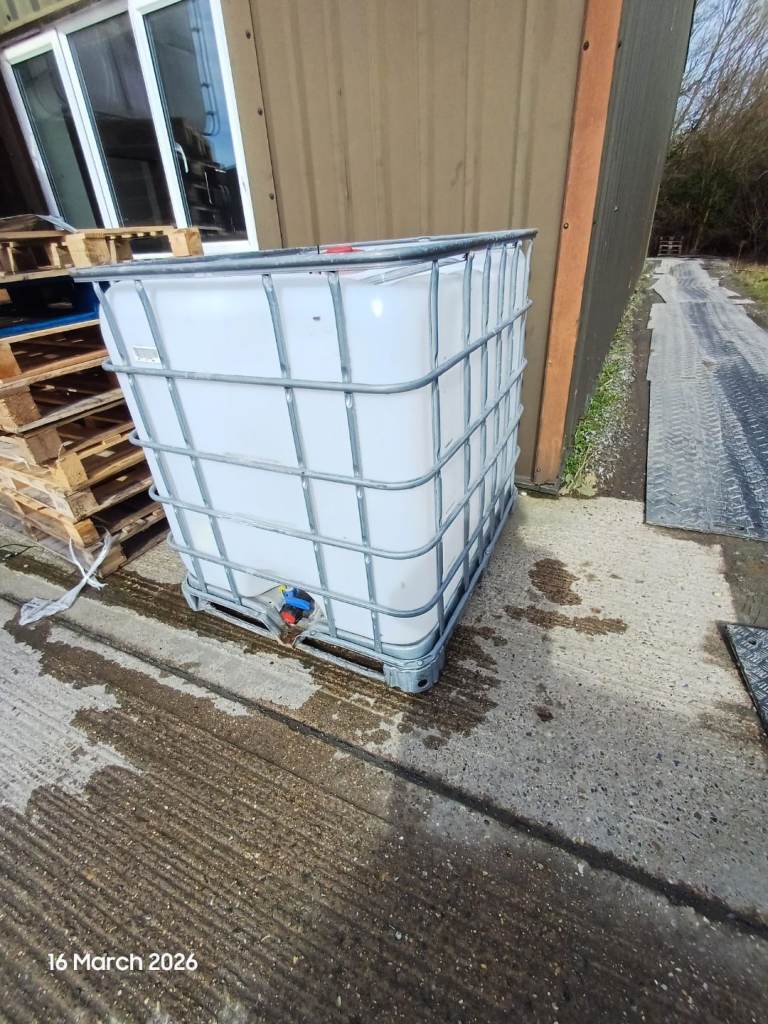 1000l IBC water tank. 