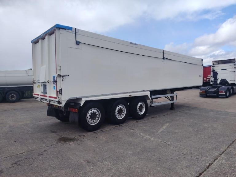 Fruehauf Bulk tipping trailer auto cover front lif Other