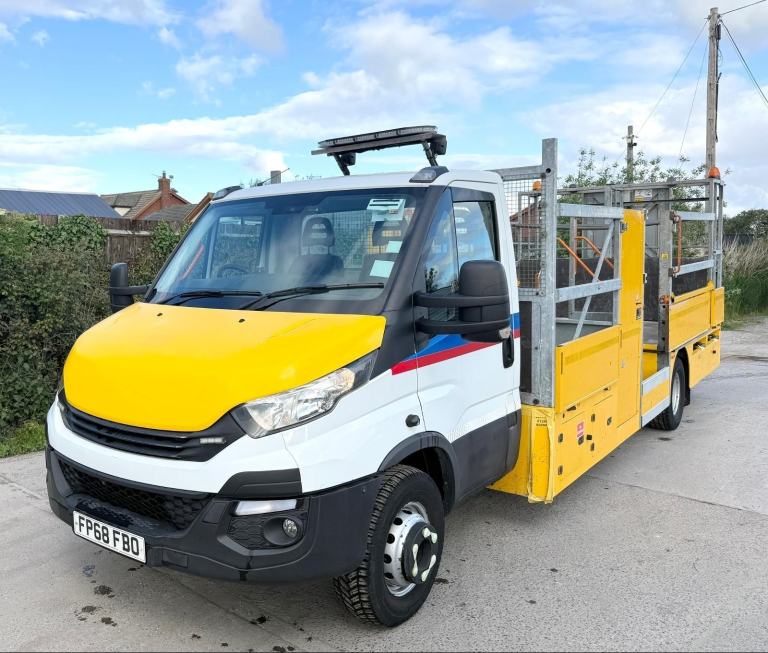 2019 IVECO DAILY 72-180 TRAFFIC MANAGEMENT 5.1M WHEELBASE AIRCON RECOVERY? EURO6