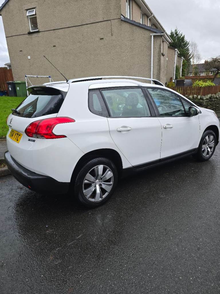 Peugeot, 2008, Hatchback, 2014, Manual, 1199 (cc), 5 doors