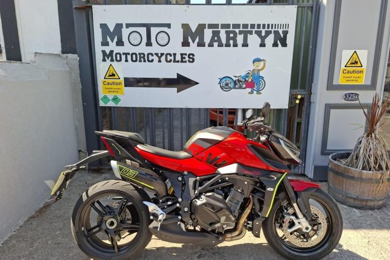 QJMotor SRK 921 2026