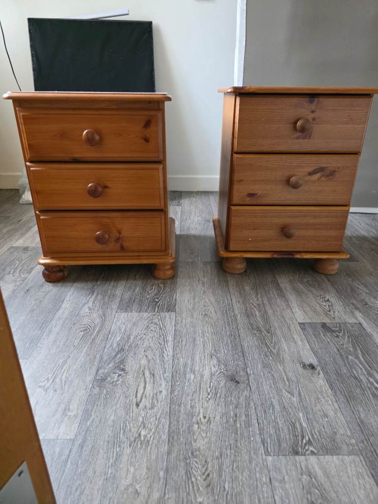 Two bedside cabinets