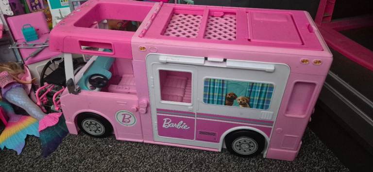 Barbie toy bundle
