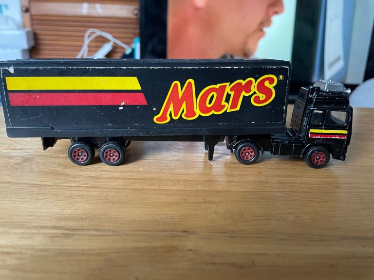 Vintage Corgi Volvo Globetrotter truck “mars”