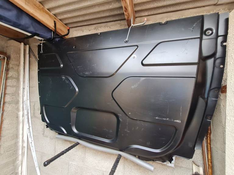 Bulkhead Ford transit custom