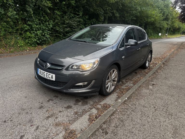 Vauxhall, ASTRA, Hatchback, 2015, Manual, 1956 (cc), 5 doors