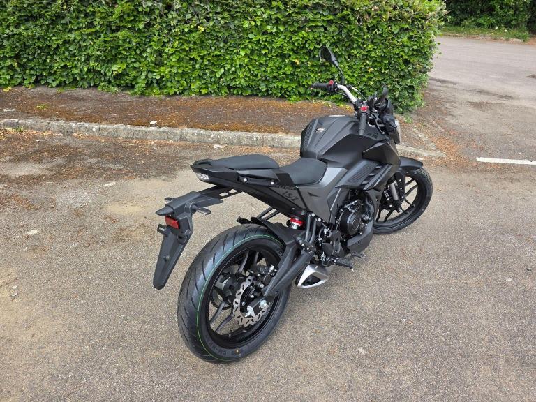Lexmoto Cypher Electric and  Stylish