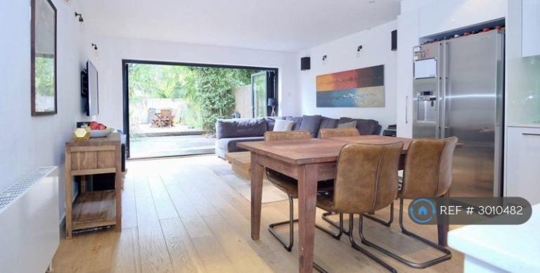 2 bedroom flat in Willesden Lane, London, NW2 (2 bed) (#3010482)