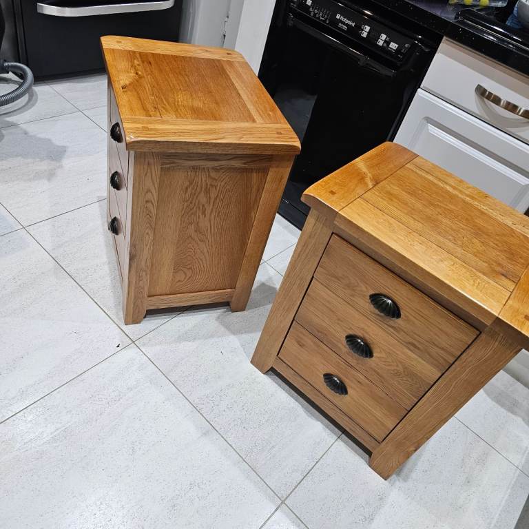 Stunning Large oak bedside tables x2