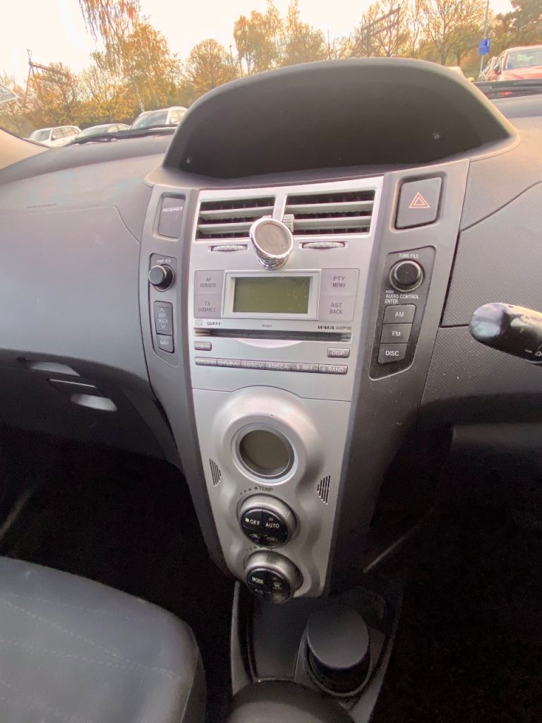 Toyota, YARIS, Hatchback, 2006, 5 doors