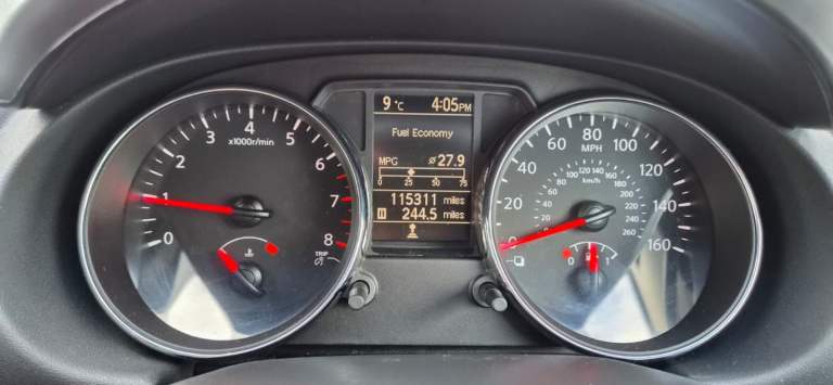 Nissan, QASHQAI, Hatchback, 2012, Manual, 1598 (cc), 5 doors