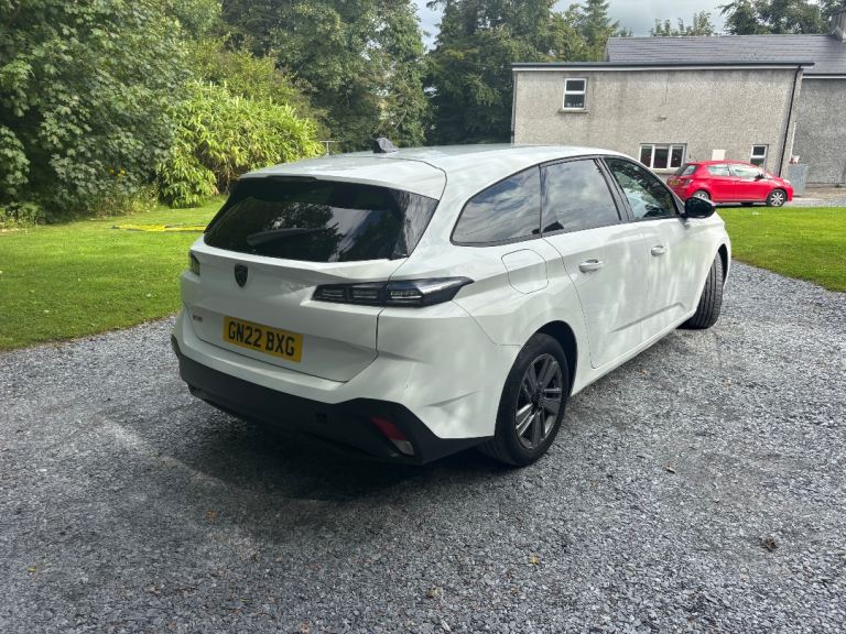 Peugeot, 308, Estate, 2022, Semi-Auto, 1499 (cc), 5 doors
