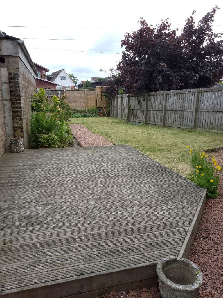 LANARK LARGE 3 BED FLAT FOR RENT