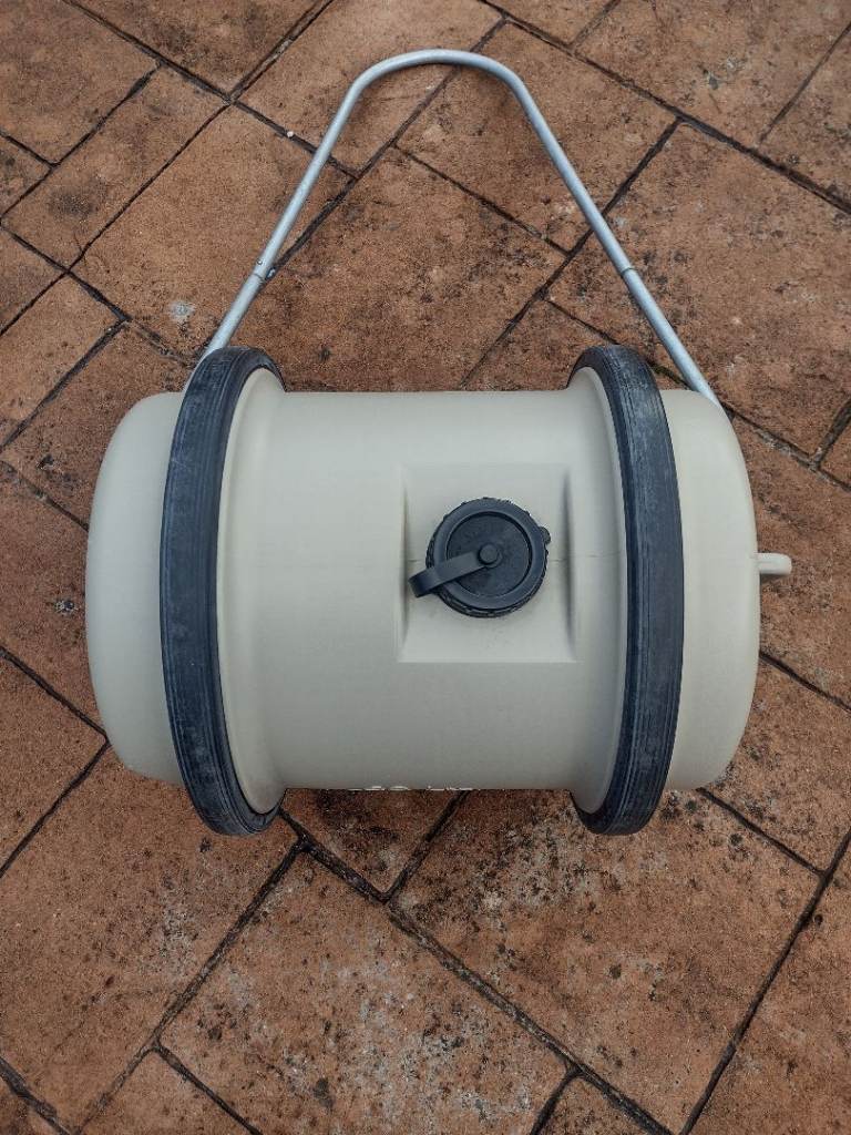 caravan 40l Aqua roll