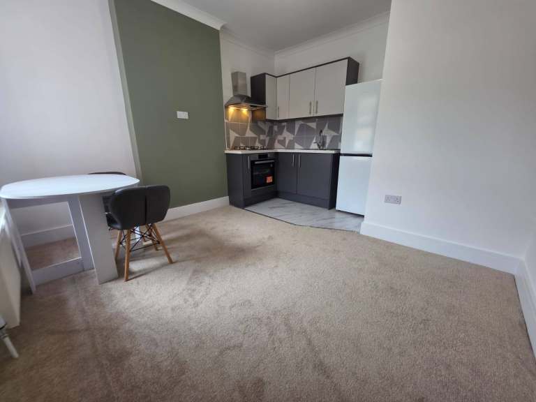Brand New Fully Refurbished Luxury 3 Bedroom Property Close to Town Centre - Available Now