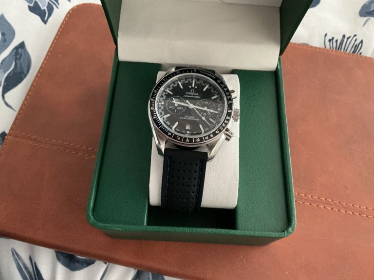 Men’s sports watch 
